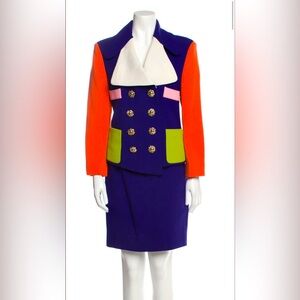 L👀king for this Christian Lacroix suit in a size 38 or 40. DO NOT BUY!